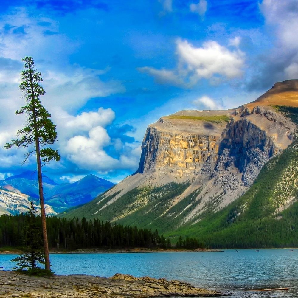 sang nhượng cửa hàng tiện lợi Saskatchewan