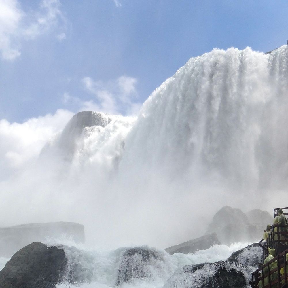 sang nhượng quán cà phê Saskatchewan